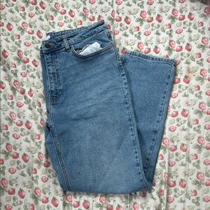 Classic Light-Wash Blue Denim Jeans